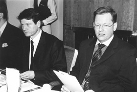 B3.JPG (22758 BYTES)