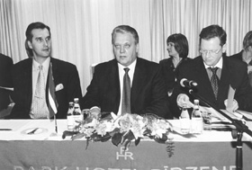 B5.JPG (26661 BYTES)