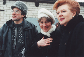 19.JPG (30158 BYTES)