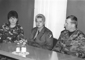 K2.JPG (23626 BYTES)