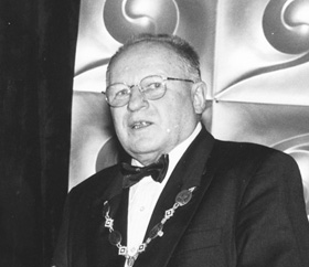 A10.JPG (24604 BYTES)