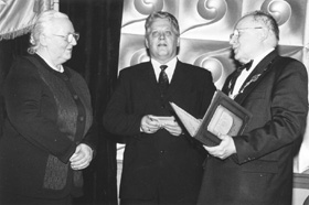 A4.JPG (22375 BYTES)