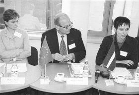 EP2.JPG (24567 BYTES)