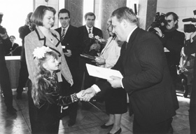 P1.JPG (26069 BYTES)