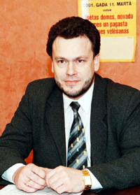 CIMDARS-1.JPG (43548 BYTES)