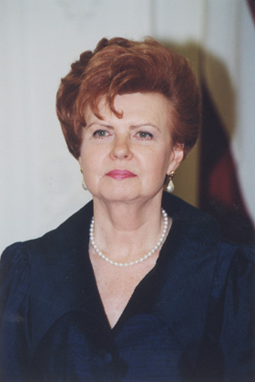 10.JPG (36812 BYTES)