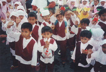 15.JPG (57493 BYTES)