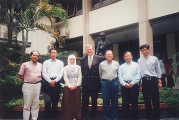 20.JPG (26921 BYTES)