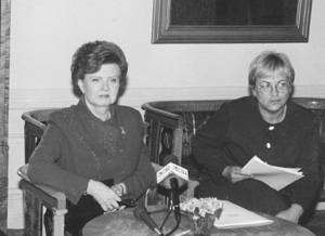 VV.JPG (25806 BYTES)