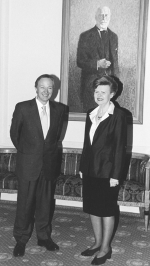 S2.JPG (53669 BYTES)