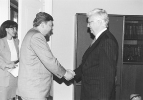 S1.JPG (20510 BYTES)