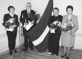 N1.JPG (26928 BYTES)