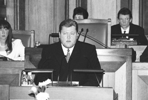 S9.JPG (28590 BYTES)