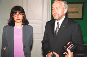 V4.JPG (58487 BYTES)