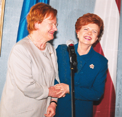 15H.JPG (82795 BYTES)