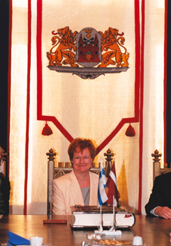 4SH.JPG (119135 BYTES)