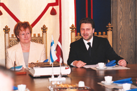 5SH.JPG (71081 BYTES)