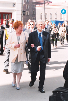 6SH.JPG (97179 BYTES)