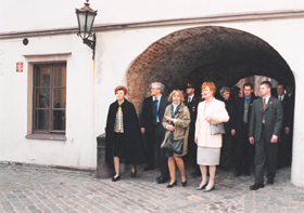 7SH.JPG (62407 BYTES)