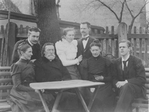 PK1.JPG (28153 BYTES)