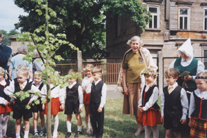 L5.JPG (65743 BYTES)