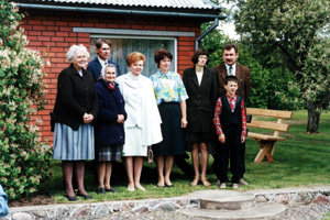 06V.JPG (53302 BYTES)