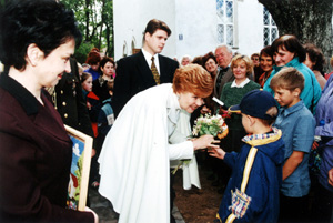 08V.JPG (44569 BYTES)