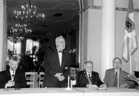 STR3.JPG (26845 BYTES)