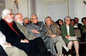 BE1.JPG (33906 BYTES)