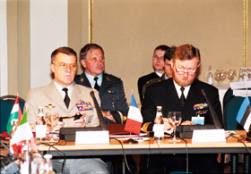 NA11.JPG (40405 BYTES)