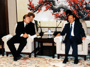 KI12.JPG (52800 BYTES)