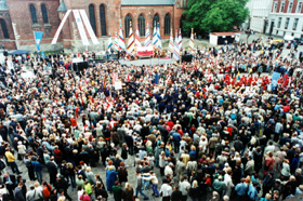 H20.JPG (111132 BYTES)