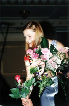 T4.JPG (87588 BYTES)