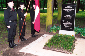 SK2.JPG (50844 BYTES)