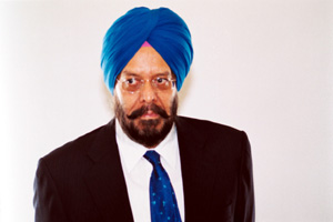 A02.JPG (20308 BYTES)