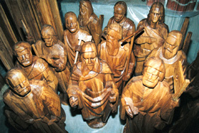 PB04.JPG (50669 BYTES)