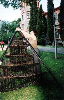 TE8.JPG (61270 BYTES)