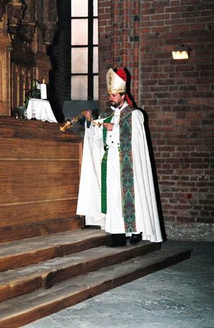 A10.JPG (39247 BYTES)