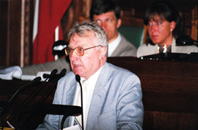 S3.JPG (29786 BYTES)