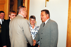 FR1.JPG (63689 BYTES)