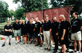 LAIVA2.JPG (45769 BYTES)