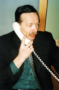 S1.JPG (86834 BYTES)