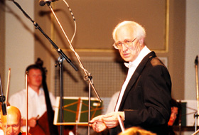 D06.JPG (35333 BYTES)