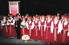 K02.JPG (45527 BYTES)