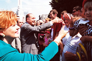 10F.JPG (47891 BYTES)