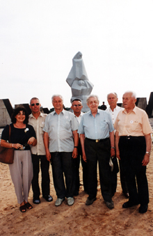 KK.JPG (71757 BYTES)