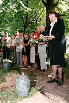 PARAPBEDISANA-CIELENI-2.JPG (71168 BYTES)