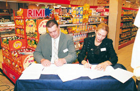 02R.JPG (52149 BYTES)