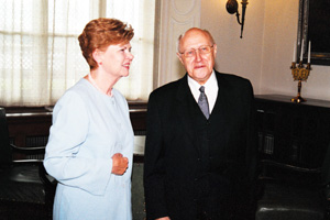 ROST.JPG (27814 BYTES)