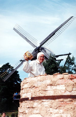 12V.JPG (73907 BYTES)